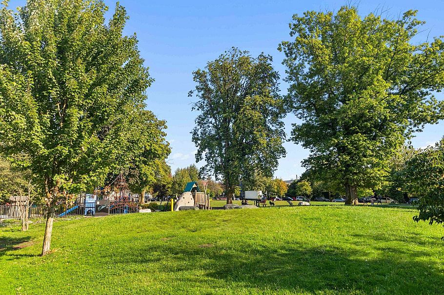 202 1422 E 3rd Avenue Vancouver, BC - 33