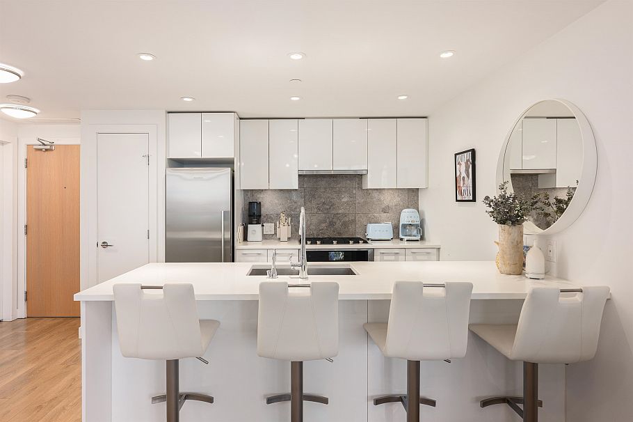 906 3557 Sawmill Crescent Vancouver, BC - 4