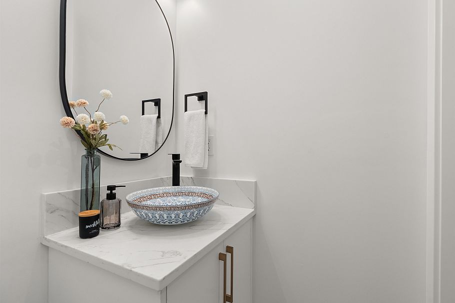 2 1822 E 14th Avenue Vancouver, BC - 14