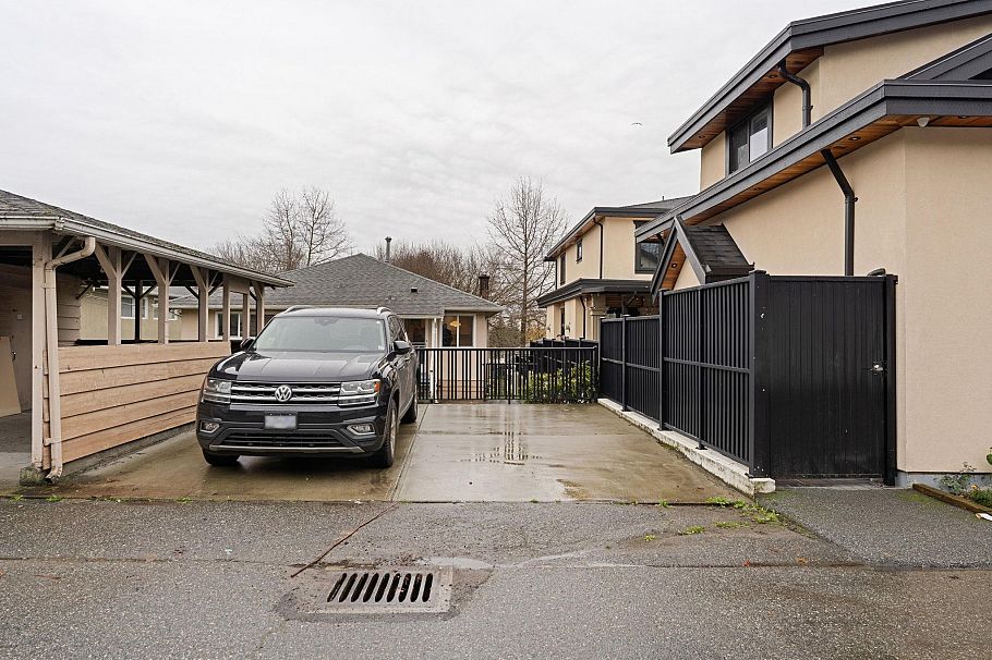 1521 E 64th Avenue Vancouver, BC - 29