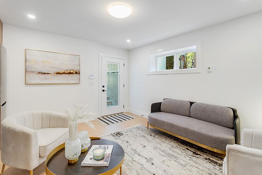 2658 Waterloo Street Vancouver, BC - 27