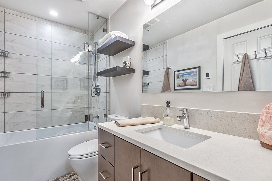 1251 W 7th Avenue Vancouver, BC - 24