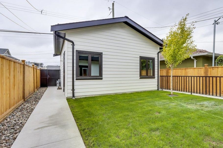 1 4257 Knight Street Vancouver, BC - 19