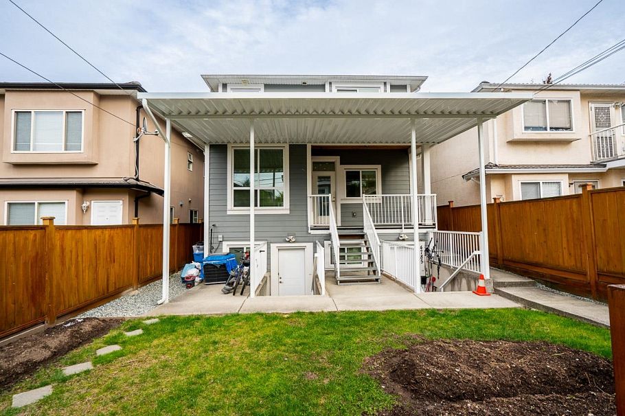 4783 Lanark Street Vancouver, BC - 35