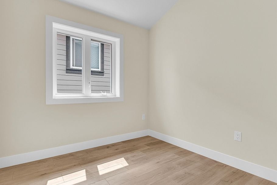 1 5221 Clarendon Street Vancouver, BC - 25