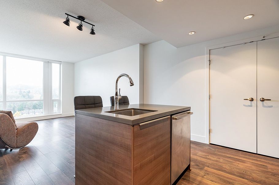 1501 1550 Fern Street North Vancouver, BC - 8