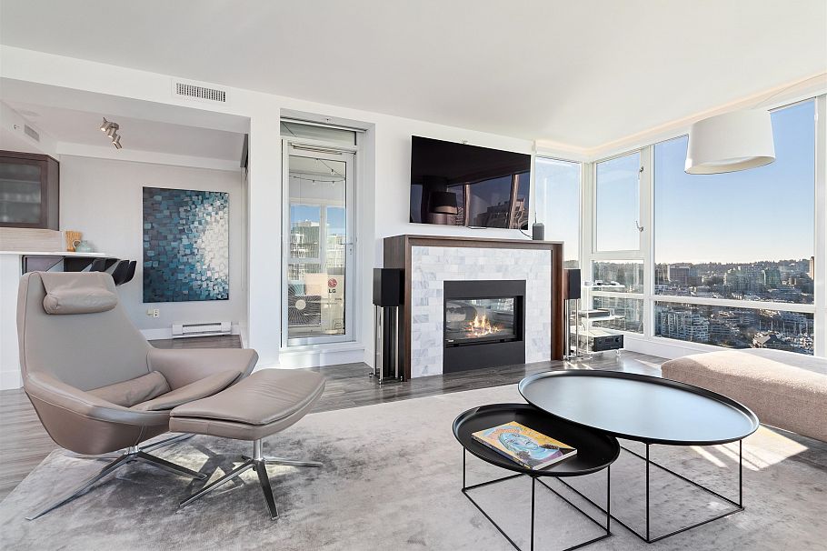 3307 1033 Marinaside Crescent Vancouver, BC - 6