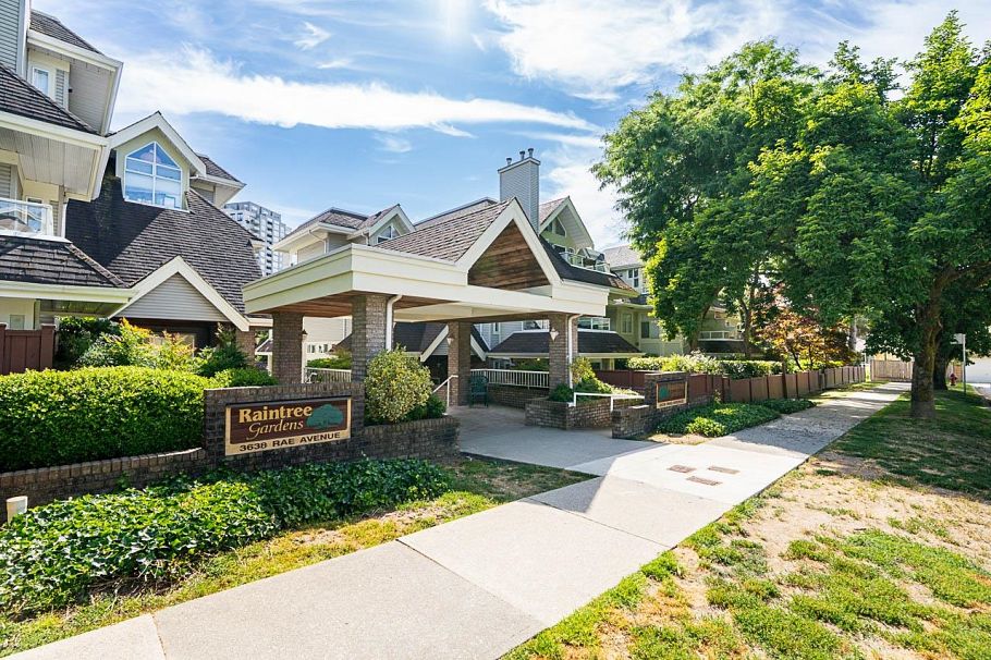 106 3628 Rae Avenue Vancouver, BC - 27