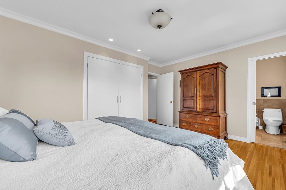 1202 Bracknell Crescent North Vancouver, BC - 12