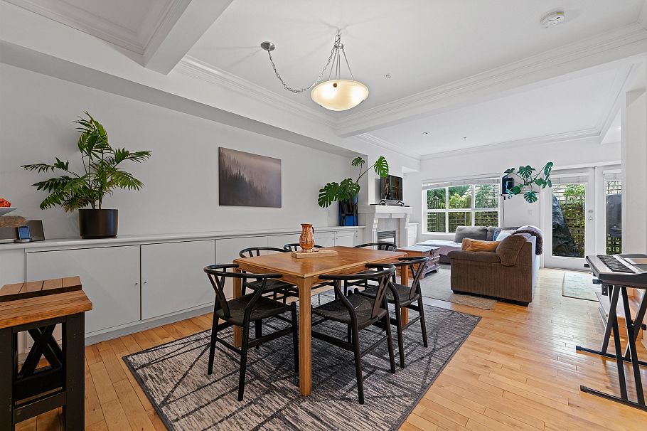 6 2688 Mountain Highway North Vancouver, BC - 4