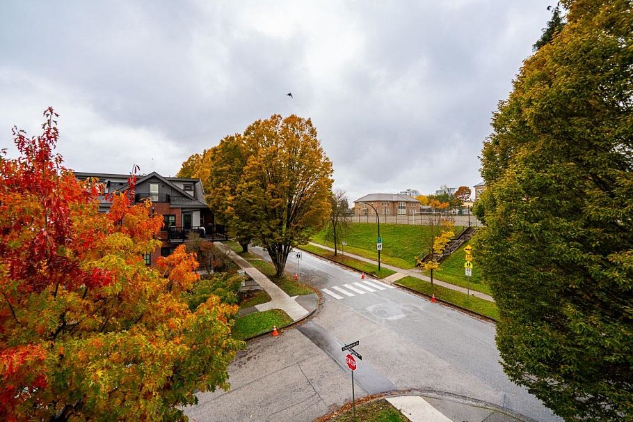 4756 Duchess Street Vancouver, BC - 25