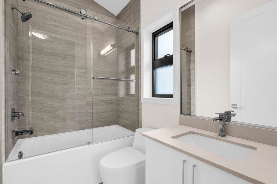 2 4257 Knight Street Vancouver, BC - 19