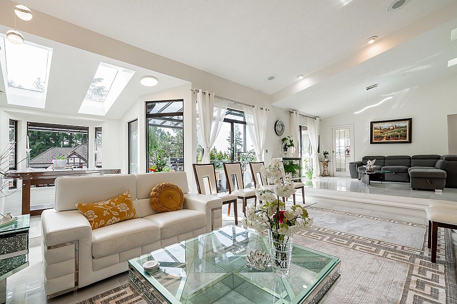 2940 Dresden Way North Vancouver, BC - 6