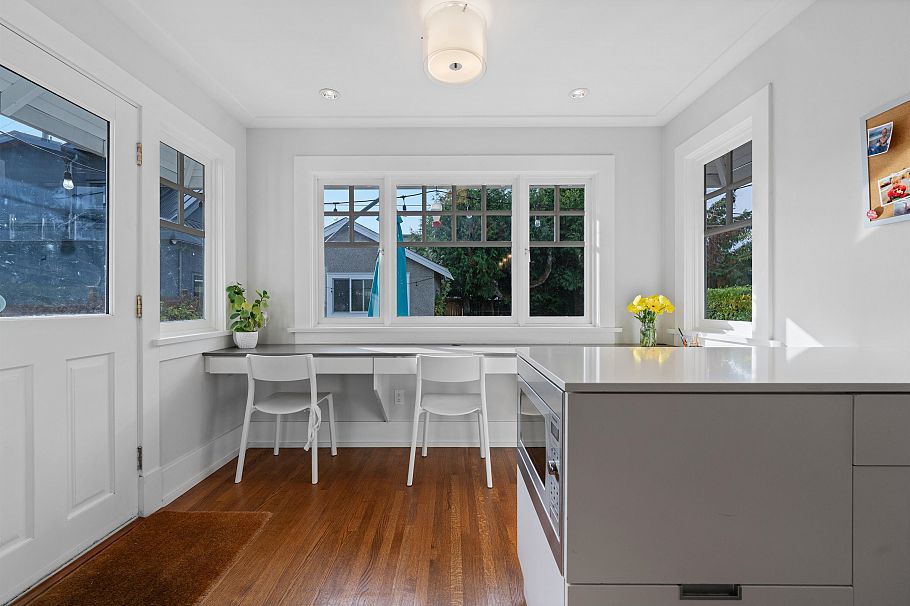 2138 W 21st Avenue Vancouver, BC - 9