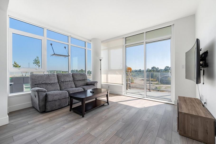 502 8570 Rivergrass Drive Vancouver, BC - 2