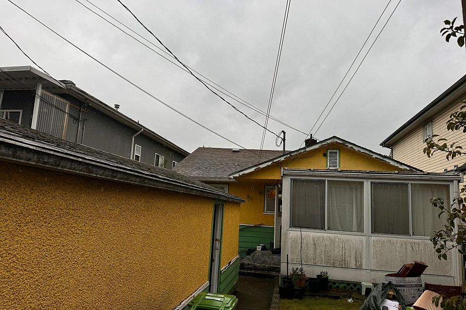 7544 Main Street Vancouver, BC - 3