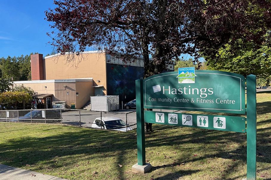 2887 E Georgia Street Vancouver, BC - 32