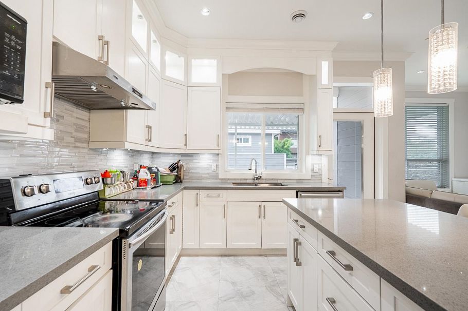 4783 Lanark Street Vancouver, BC - 9