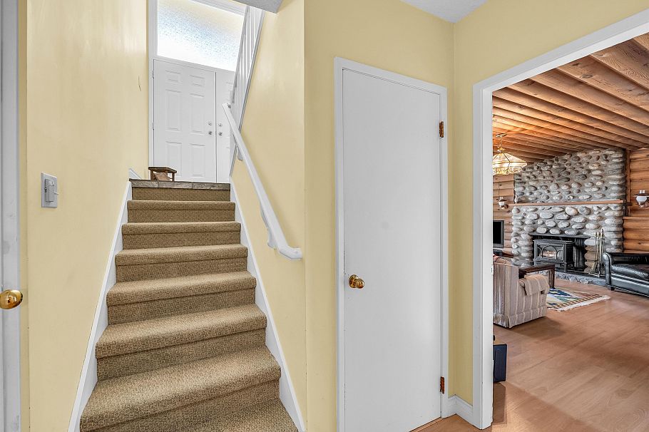 1202 Bracknell Crescent North Vancouver, BC - 21