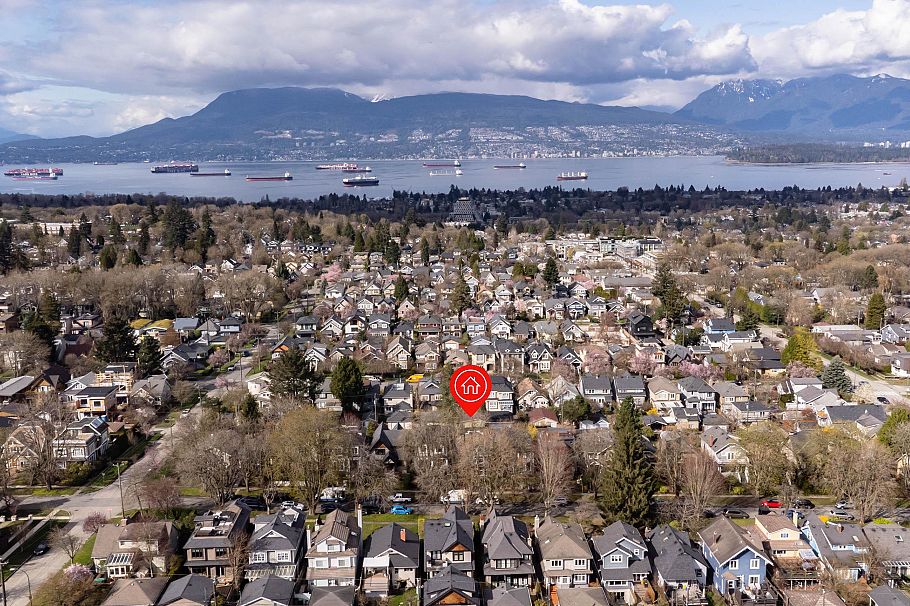 3727 W 22nd Avenue Vancouver, BC - 38