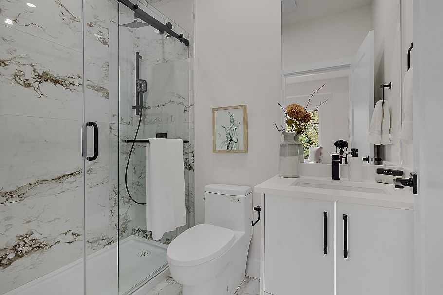 1 585 E 60th Avenue Vancouver, BC - 22