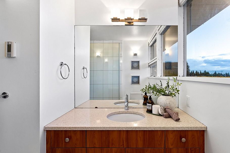 4150 Canterbury Crescent North Vancouver, BC - 20