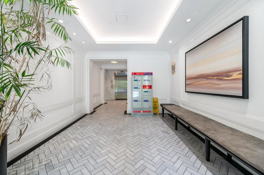 205 6933 Cambie Street Vancouver, BC - 2