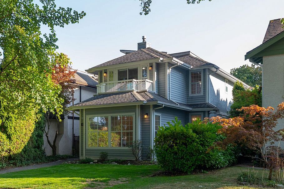 3330 W 21st Avenue Vancouver, BC - 28