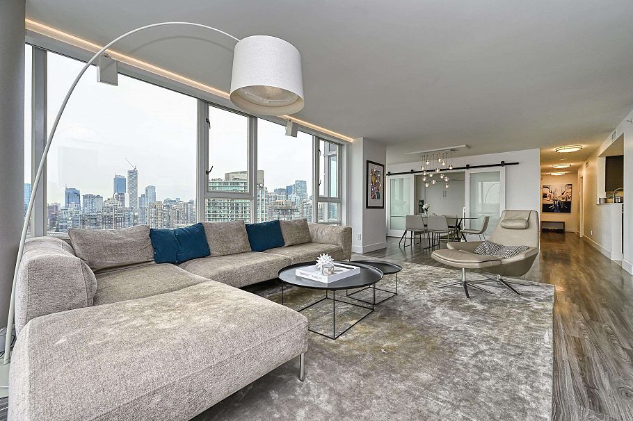 3307 1033 Marinaside Crescent Vancouver, BC - 4