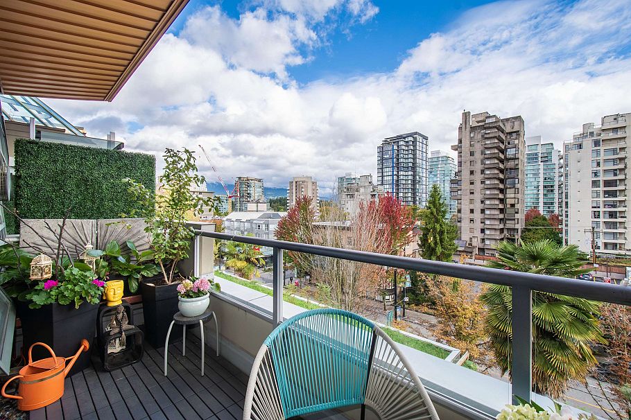 PH4 1688 Robson Street Vancouver, BC - 15