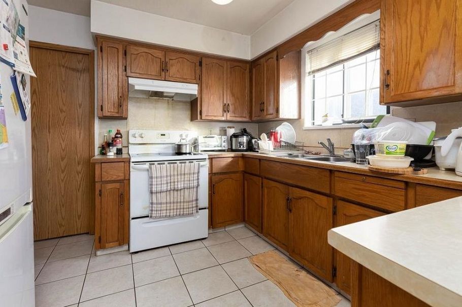 886 E 56th Avenue Vancouver, BC - 7