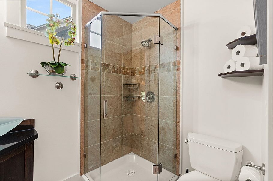 1881 W 13th Avenue Vancouver, BC - 17