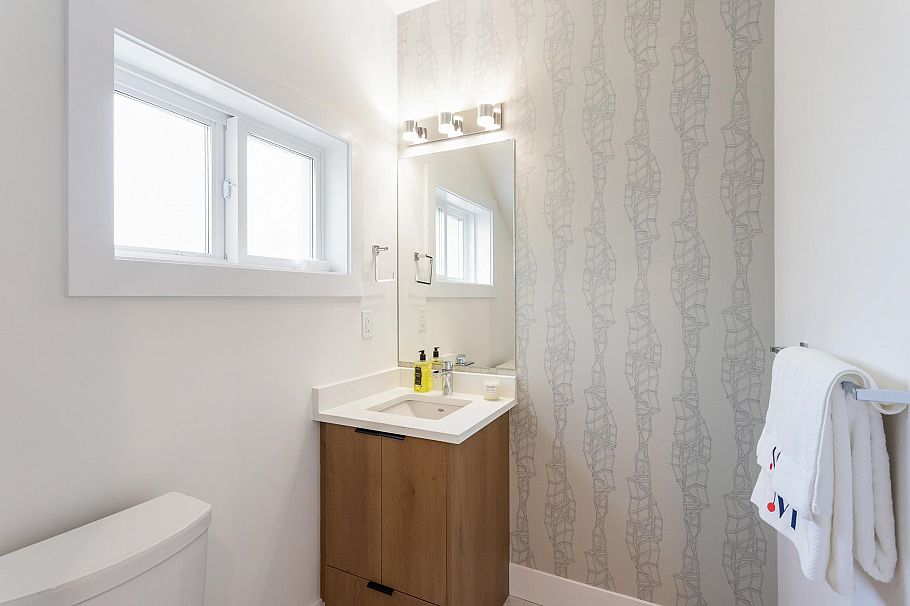 2658 Waterloo Street Vancouver, BC - 23