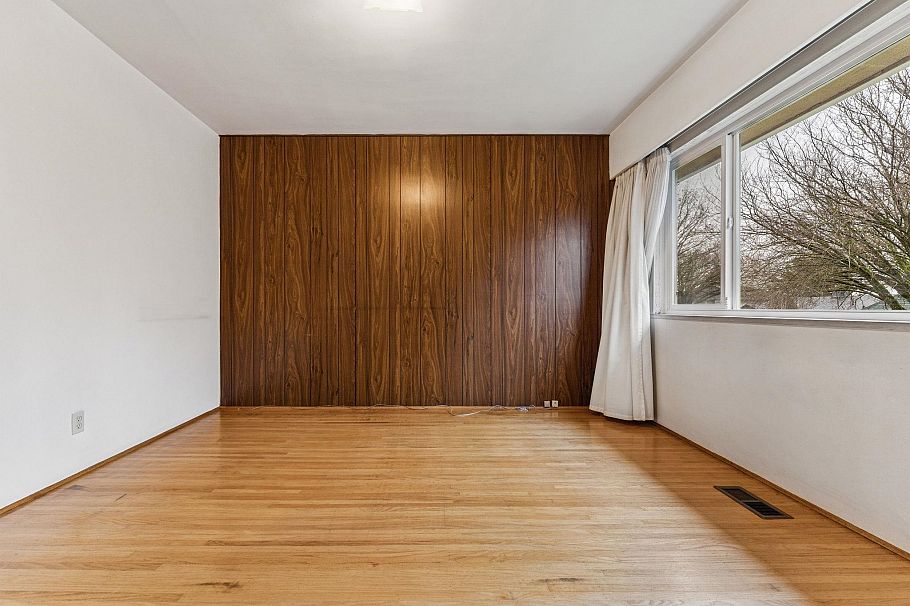 1521 E 64th Avenue Vancouver, BC - 12