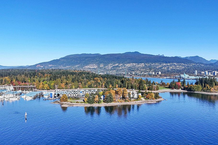 2803 1077 W Cordova Street Vancouver, BC - 3