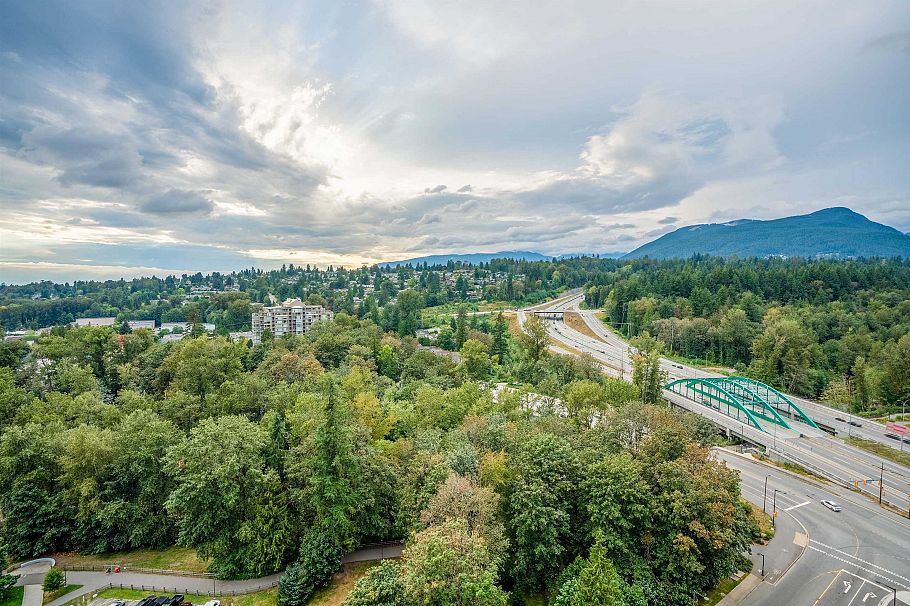 2201 1500 Fern Street North Vancouver, BC - 9