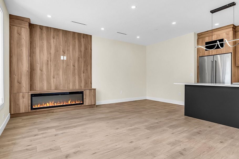 1 5221 Clarendon Street Vancouver, BC - 10