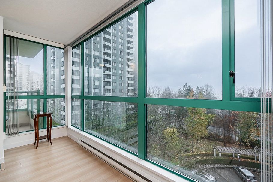 607 5899 Wilson Avenue Burnaby, BC - 4