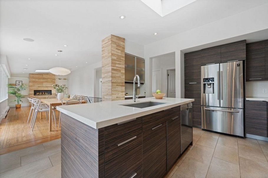 727 Crystal Court North Vancouver, BC - 7