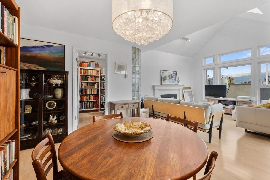 404 2121 W 5th Avenue Vancouver, BC - 4