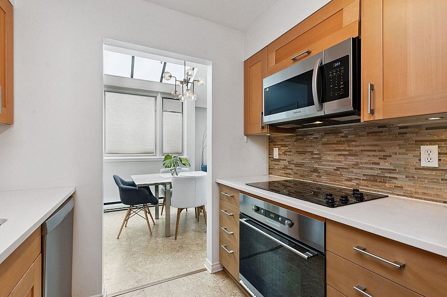 202 1633 Yew Street Vancouver, BC - 7