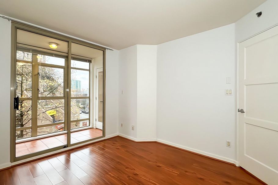 511 819 Hamilton Street Vancouver, BC - 11