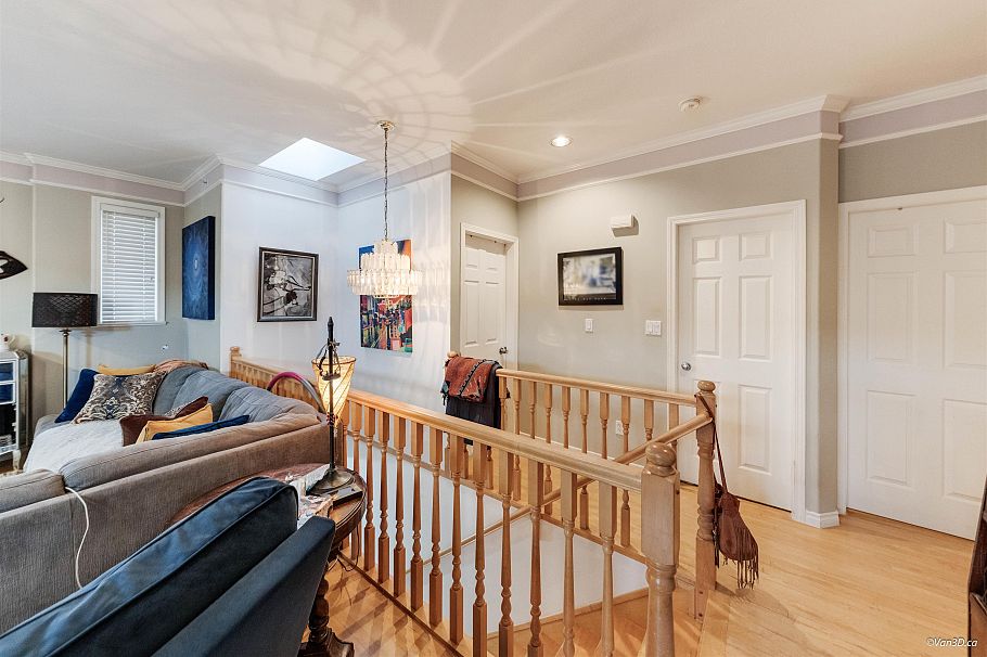 5093 Highgate Street Vancouver, BC - 5