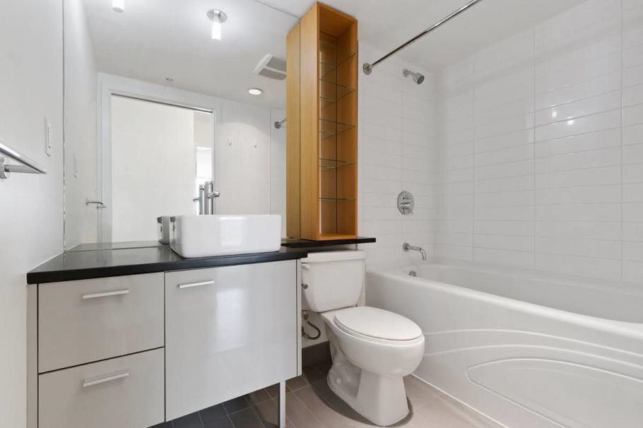 1902 33 Smithe Street Vancouver, BC - 18