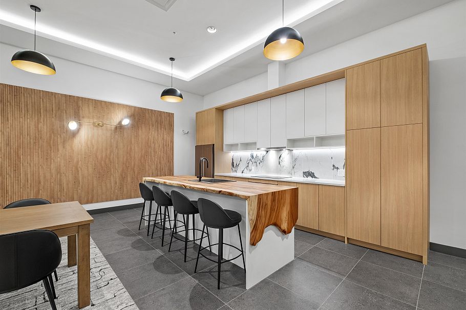 117 422 E 3rd Street North Vancouver, BC - 22