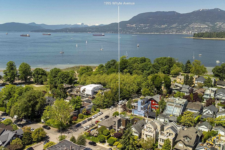 1995 Whyte Avenue Vancouver, BC - 15