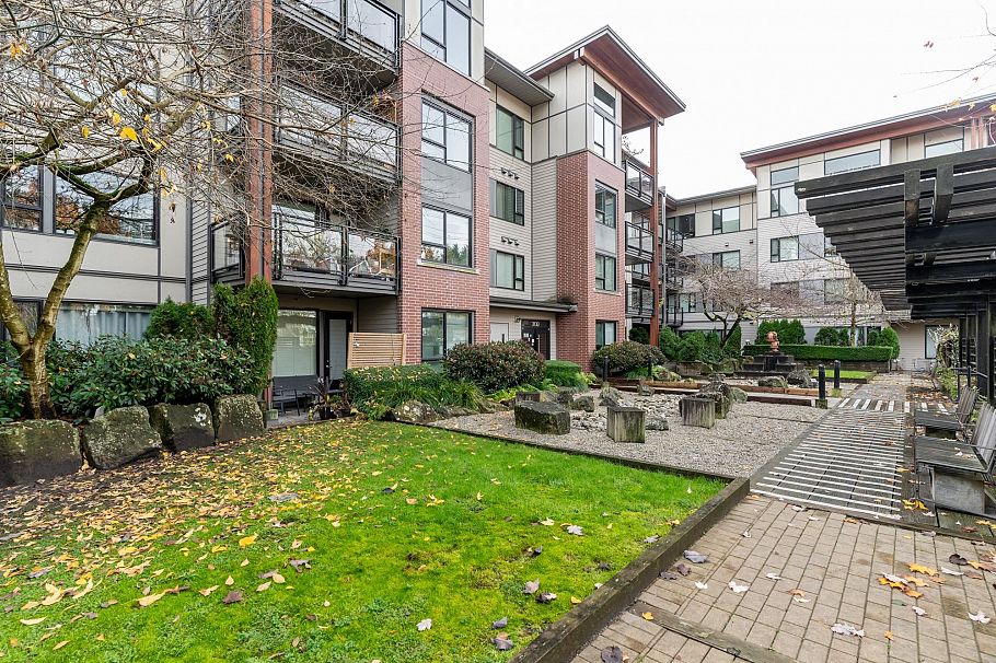 207 3133 Riverwalk Avenue Vancouver, BC - 31