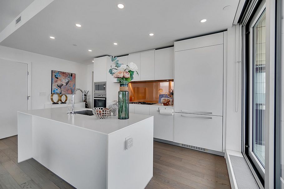 3602 1480 Howe Street Vancouver, BC - 5