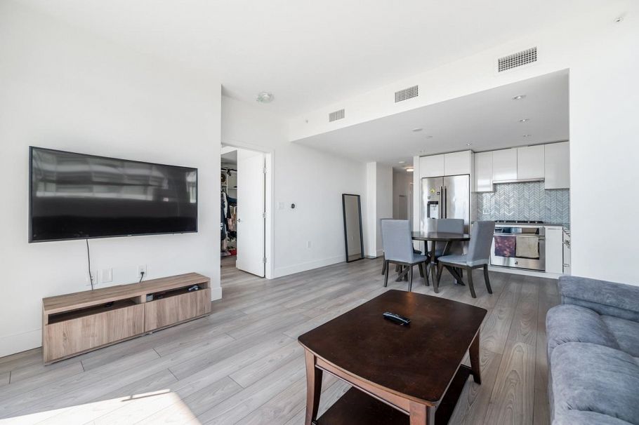 502 8570 Rivergrass Drive Vancouver, BC - 7