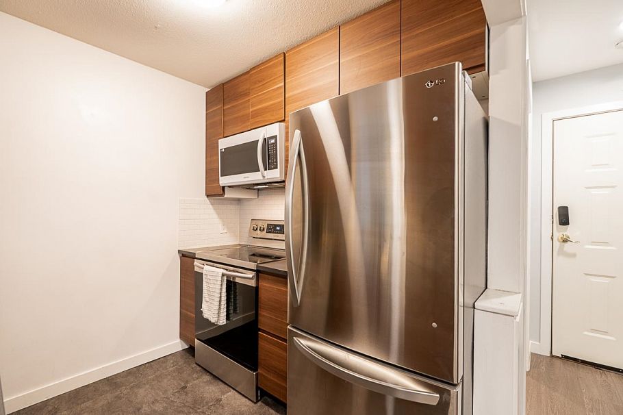 106 3628 Rae Avenue Vancouver, BC - 12